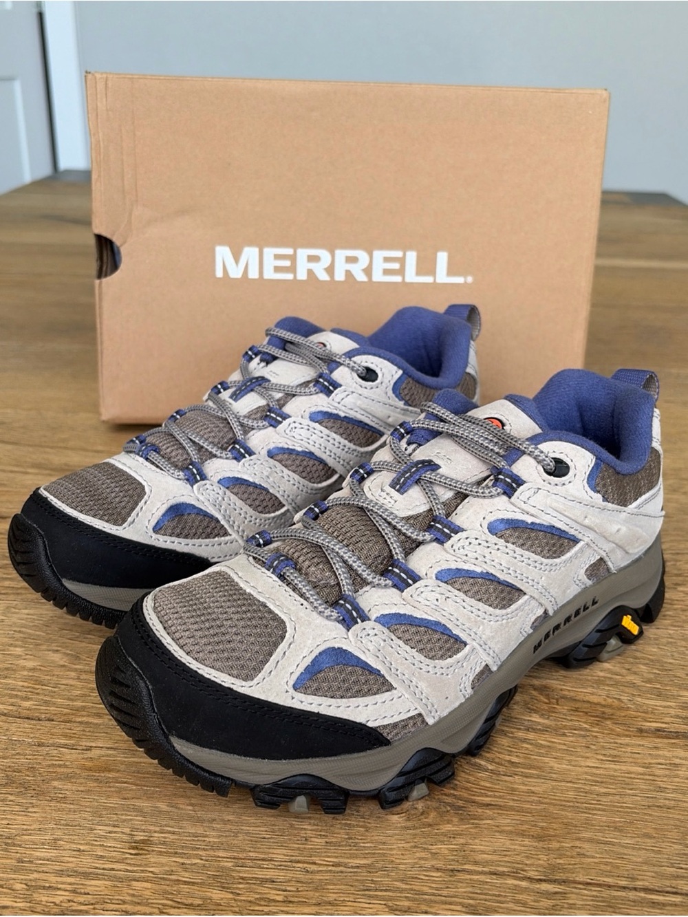 Size 7.5 Women’s Merrell Moab 3 Aluminum Marlin Hiking Shoes J035880